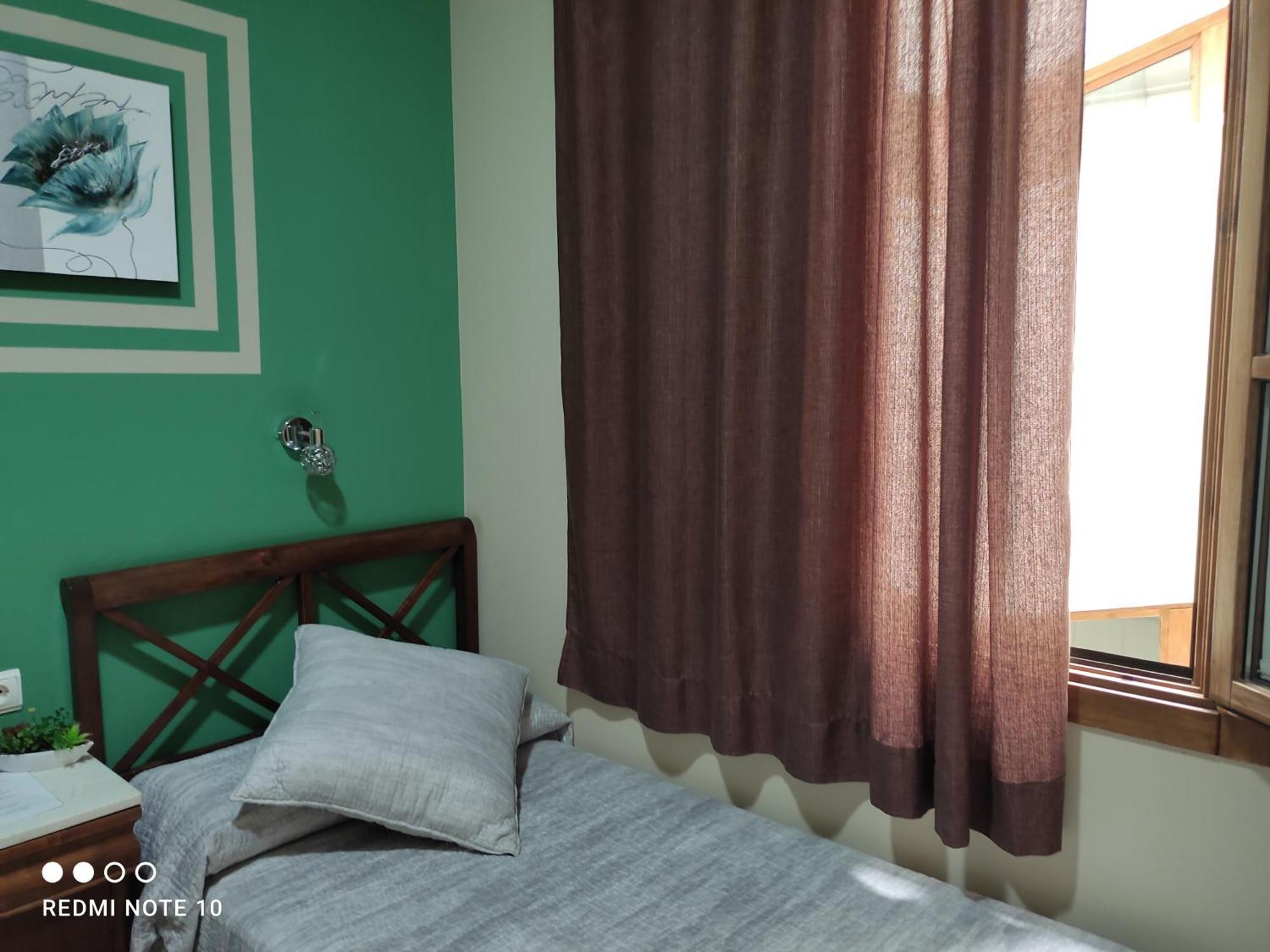 Hostal Puerta Carmona Севилья Номер фото