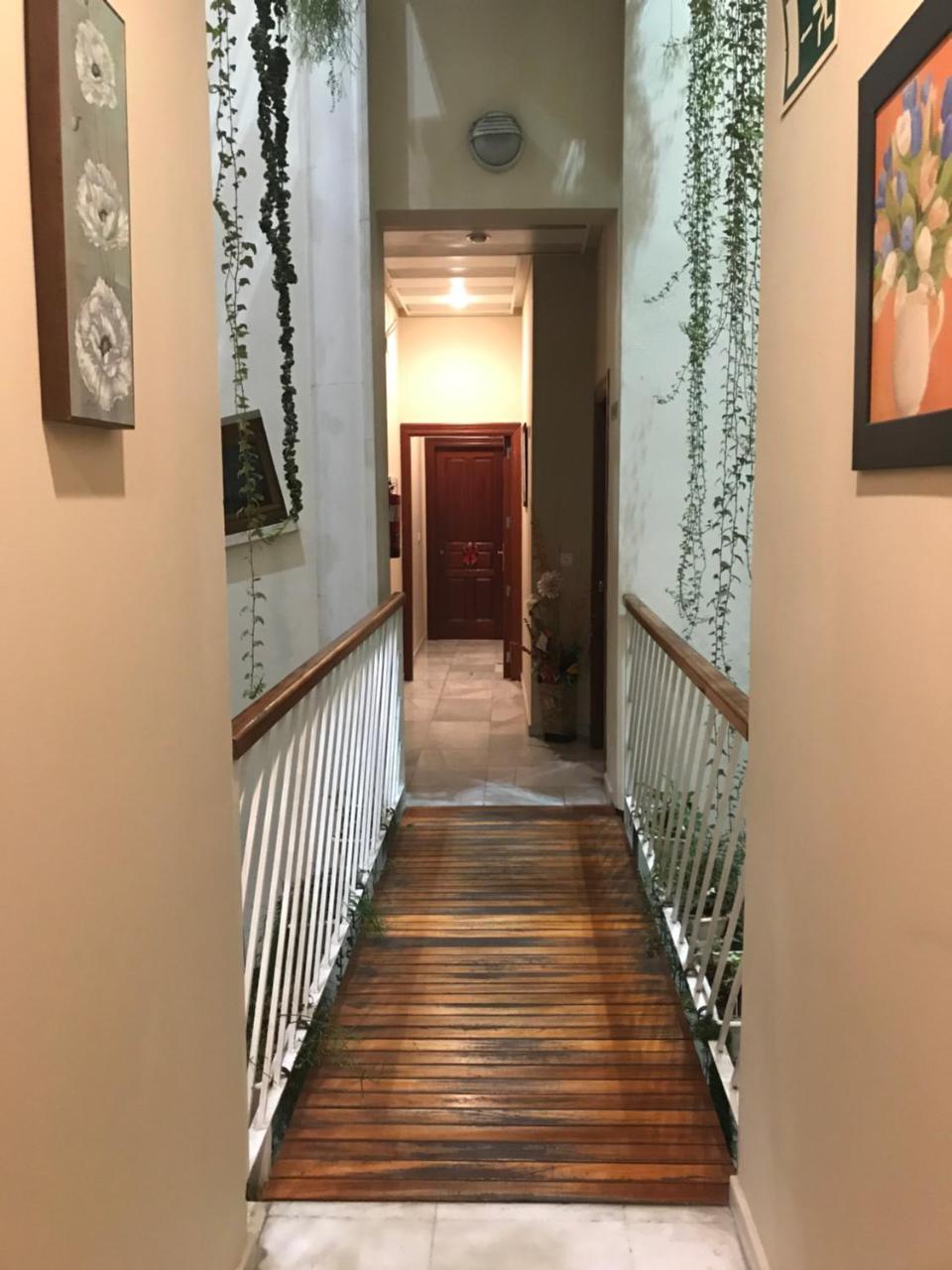 Hostal Puerta Carmona Севилья Экстерьер фото